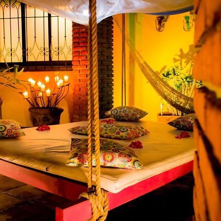 Hotel Casa Alvarada Comala エクステリア 写真
