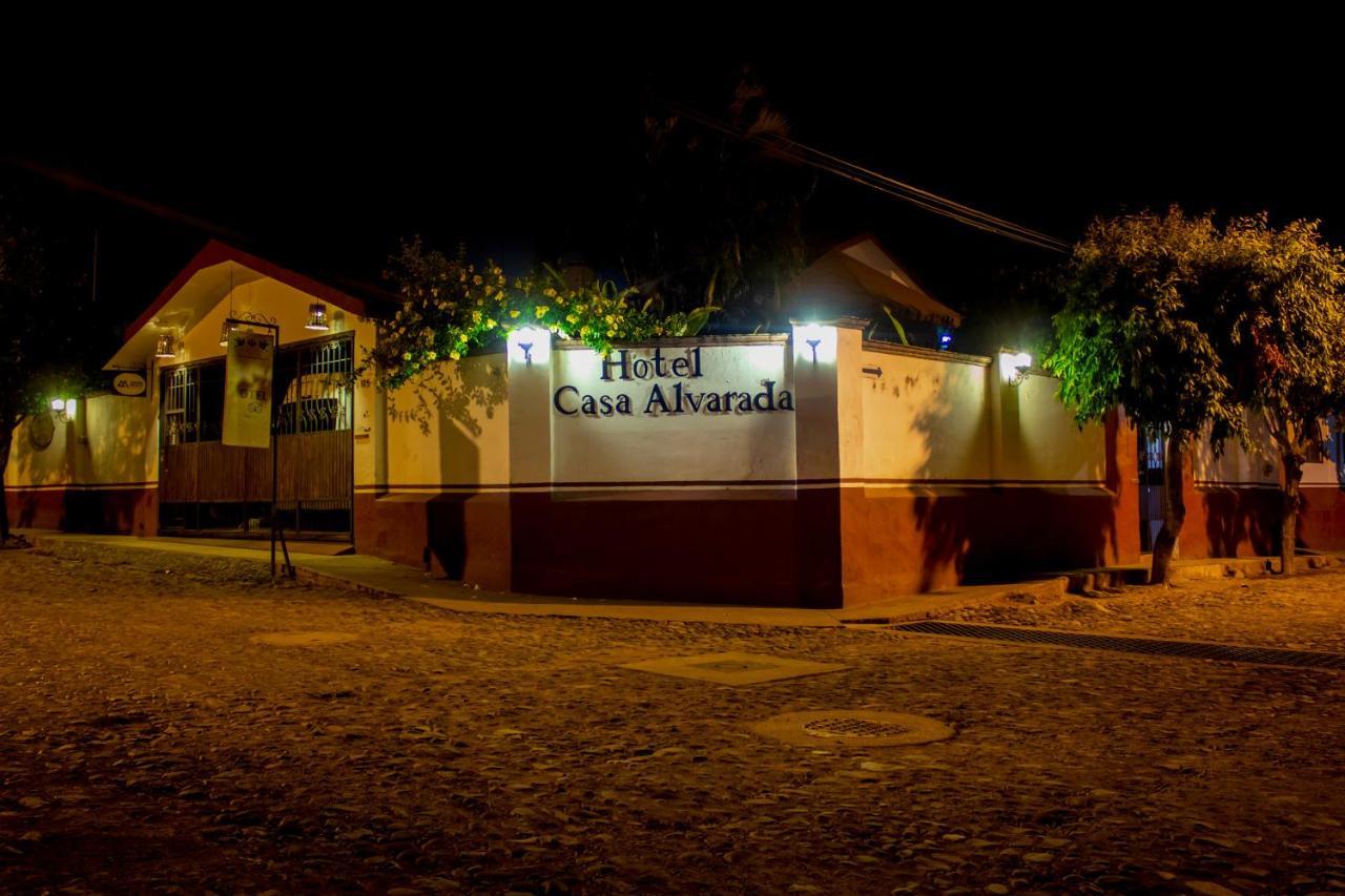 Hotel Casa Alvarada Comala エクステリア 写真